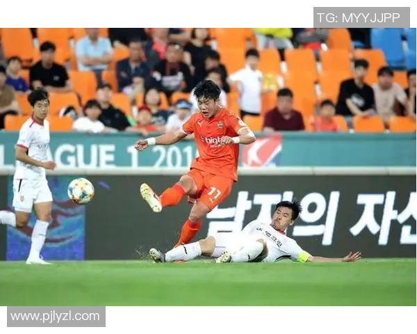 全北现代与江原FC激战在即谁能在韩职联中笑到最后