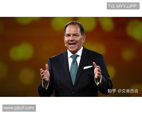 琼斯的传奇人生与职业生涯探索：从平凡到卓越的奋斗故事